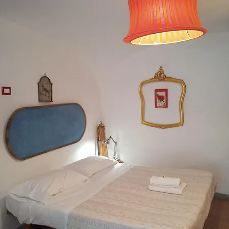 Capa E Coda In Centro Storico * Nápoles