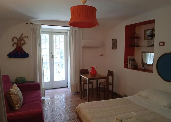 Capa E Coda In Centro Storico * Neapel