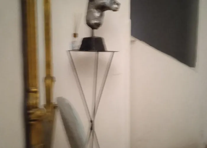 Capa E Coda In Centro Storico Neapel