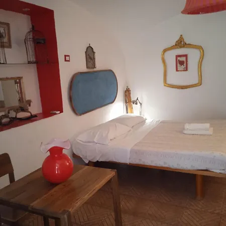 Capa E Coda In Centro Storico * Napoli